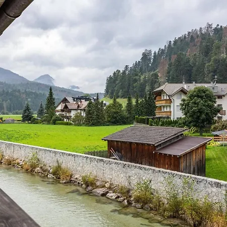 Kuenz Dolomites App Drau *